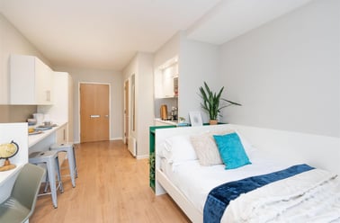 Brougham Hayes, City Centre, Bath - Image 3